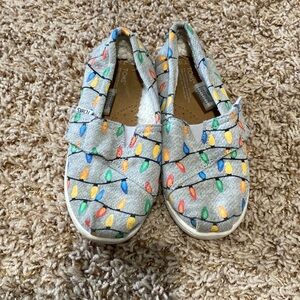 Boys size 10 Grey Toms. Christmas light detail